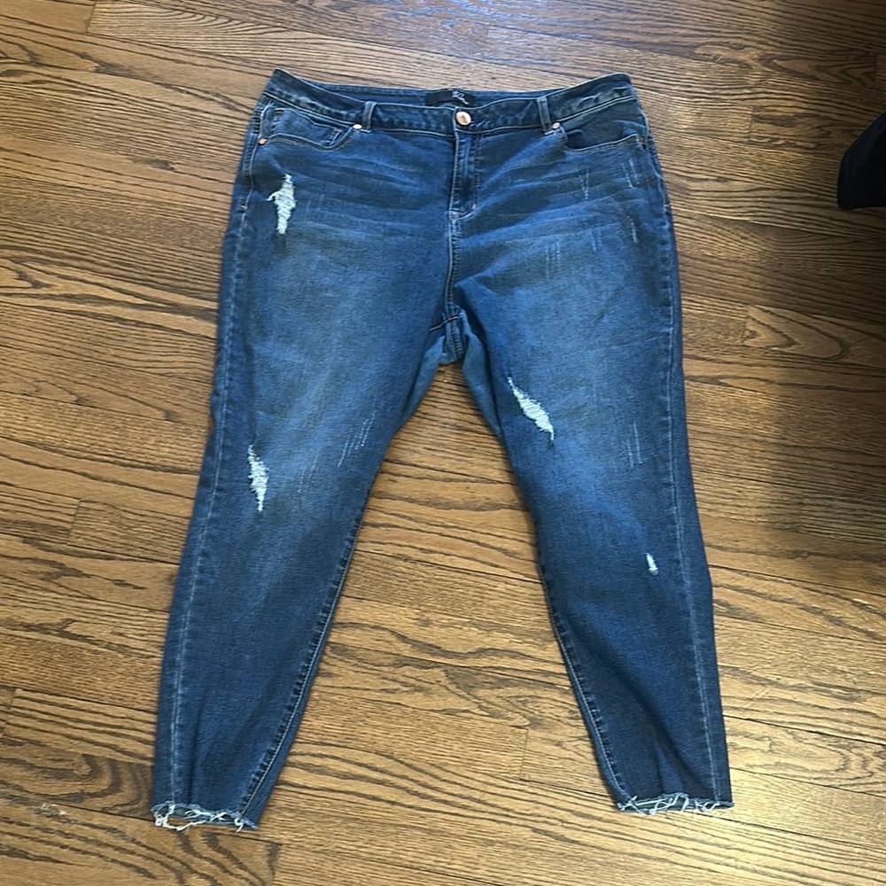 1822 Denim Blue Skinny Jeans with Distressed Details